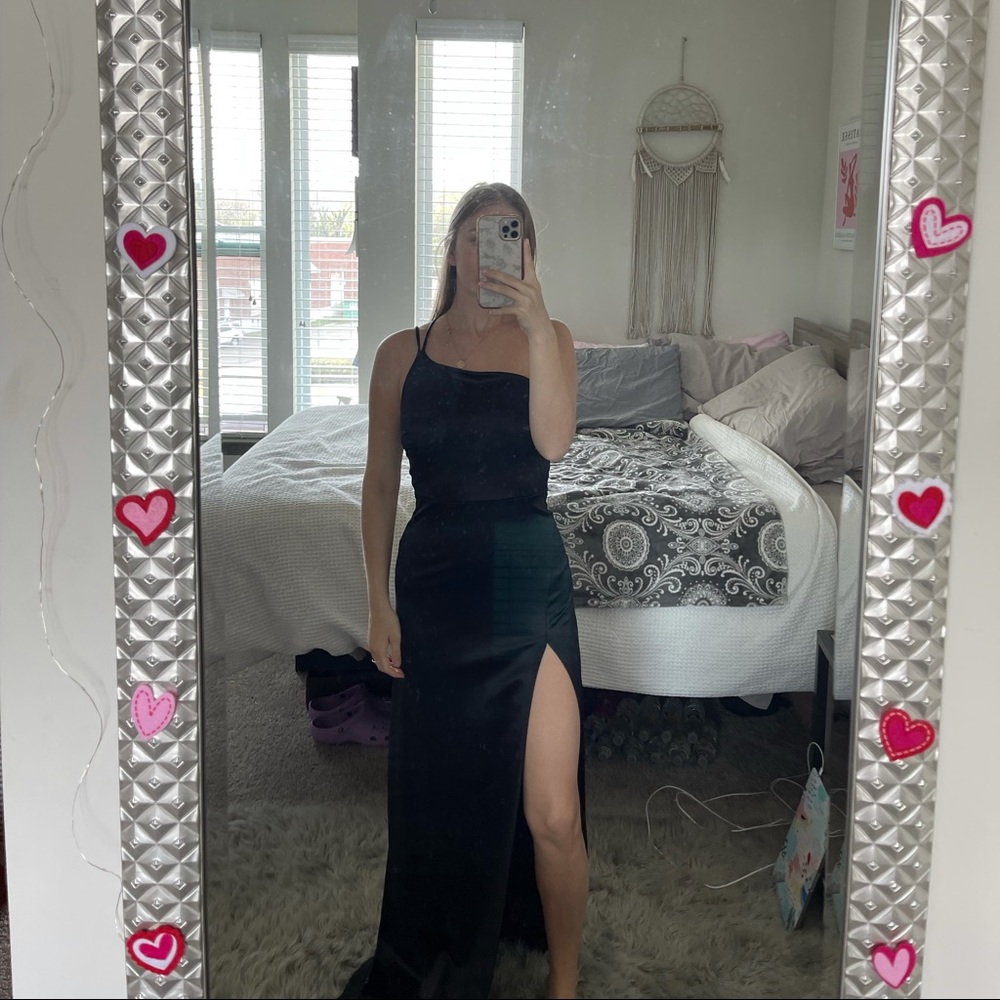 Windsor formal dress